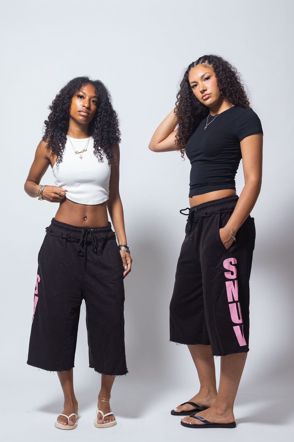 SMUV MIDNIGHT KISS SWEATSHORTS