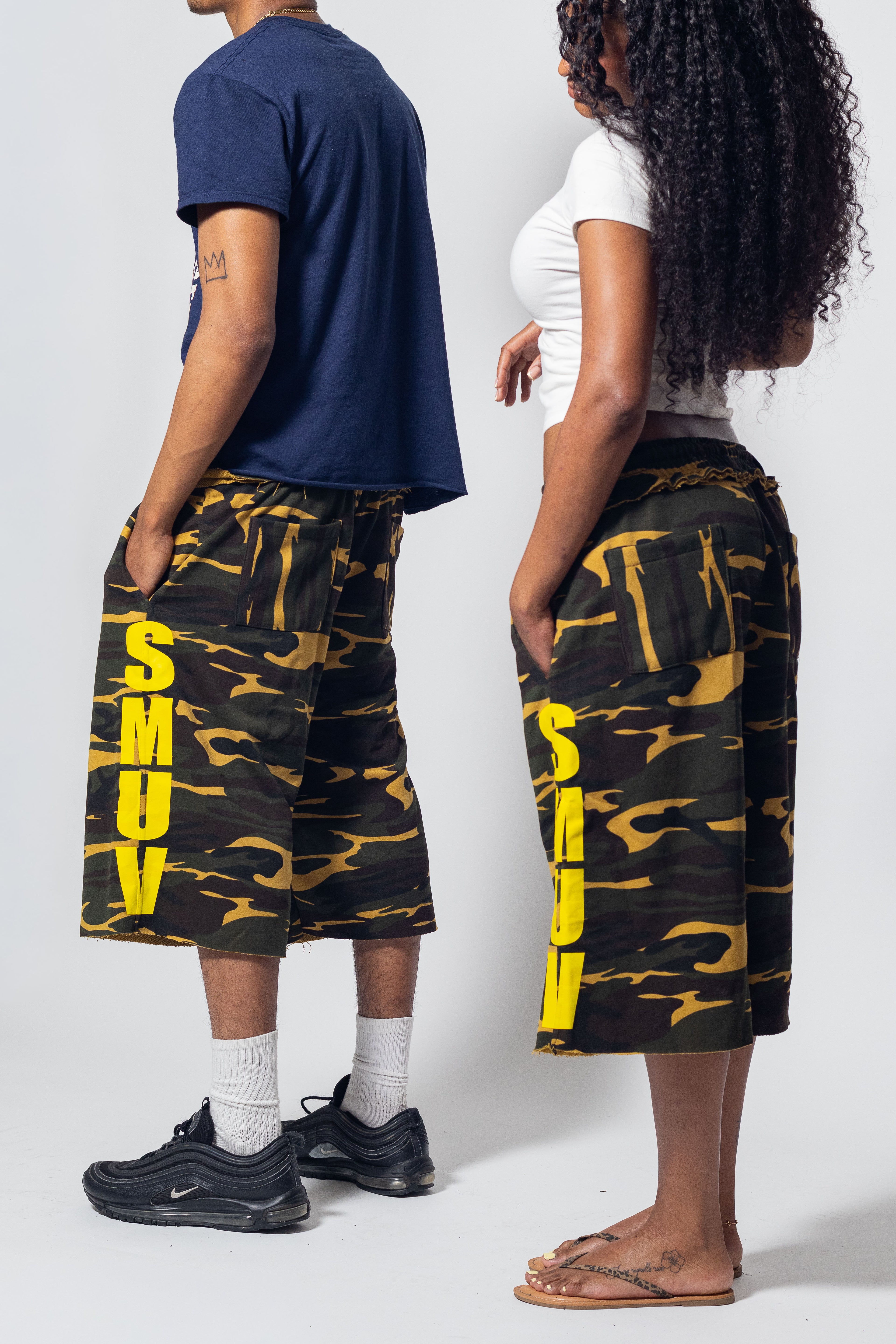 SMUV GOLDEN CAMO SWEATSHORTS