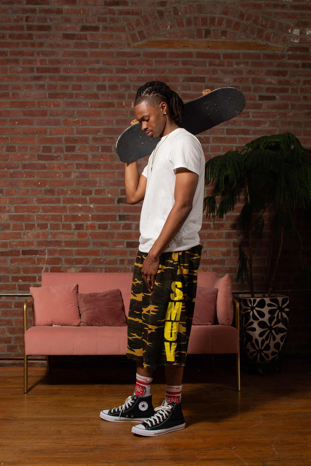 SMUV GOLDEN CAMO SWEATSHORTS