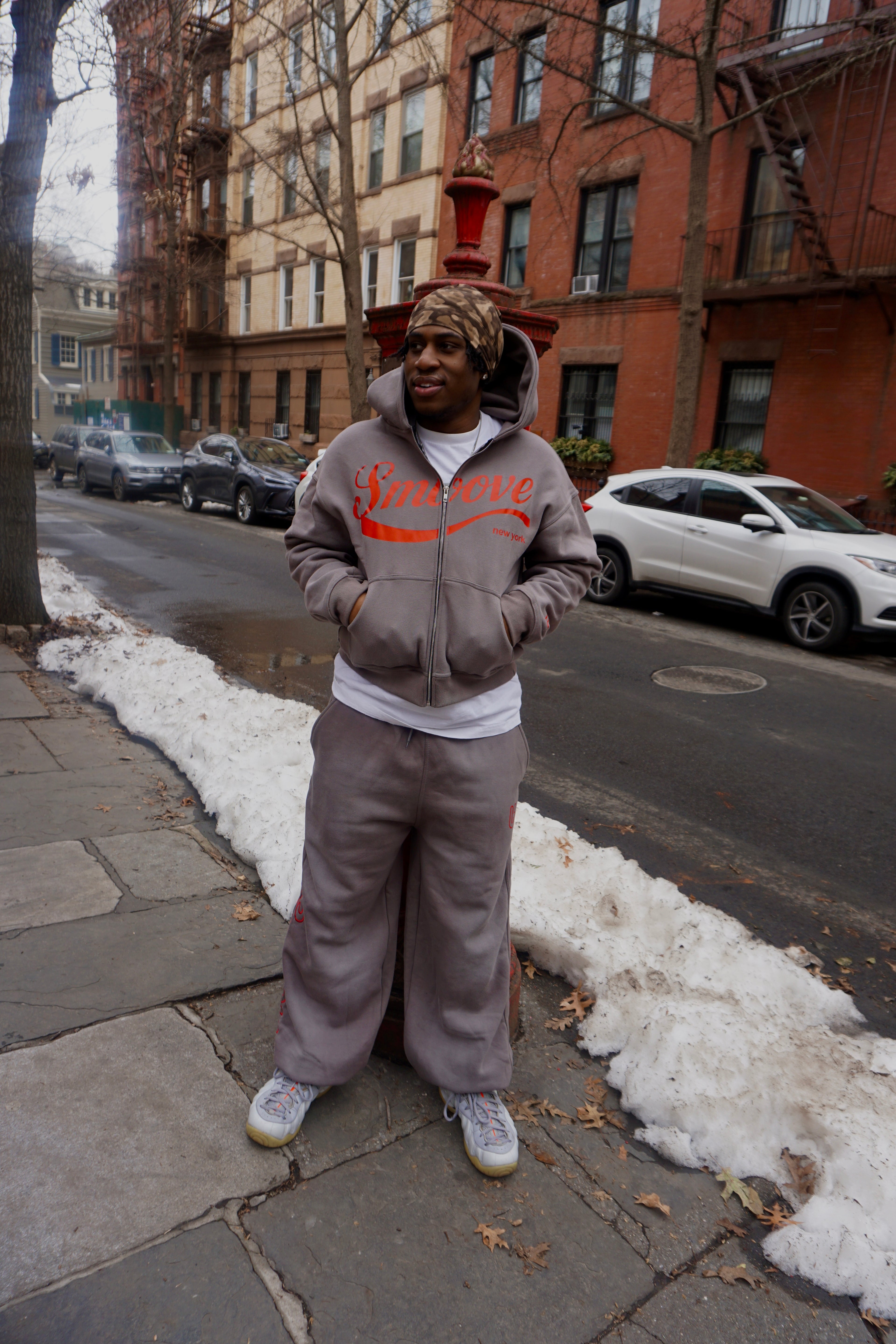 CKSMUV ZIP UP HOODIE